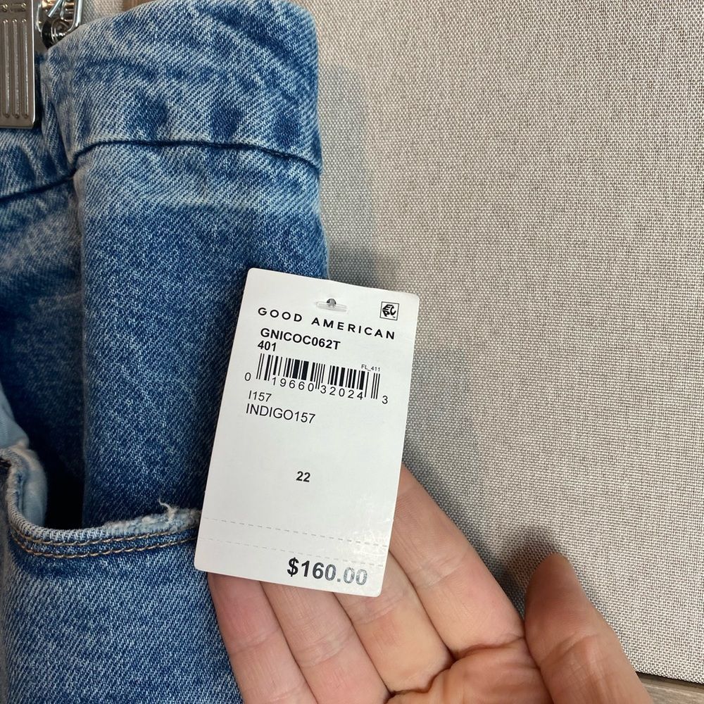 Good American Light Blue Distressed Ankle Jeans - Picture 9 of 13